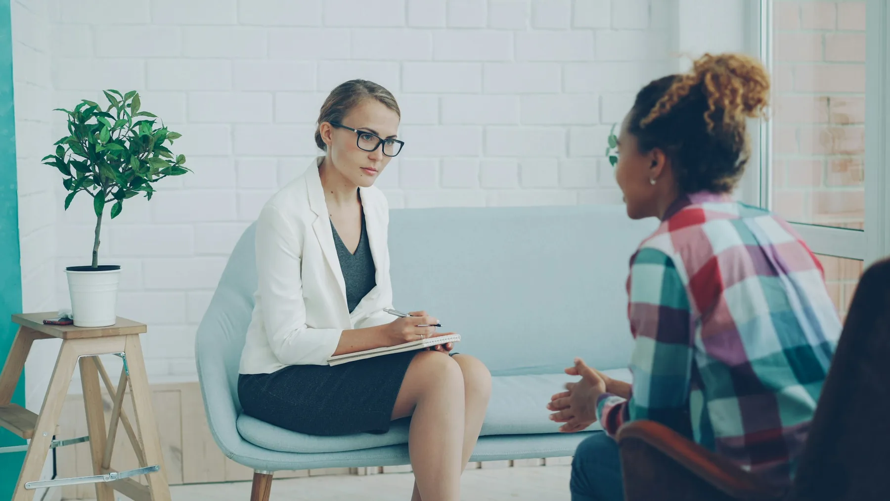 How long does 7-OH stay in your system: a clinician discusses 7-OH use and treatment options with a patient at Aloha Recovery California.